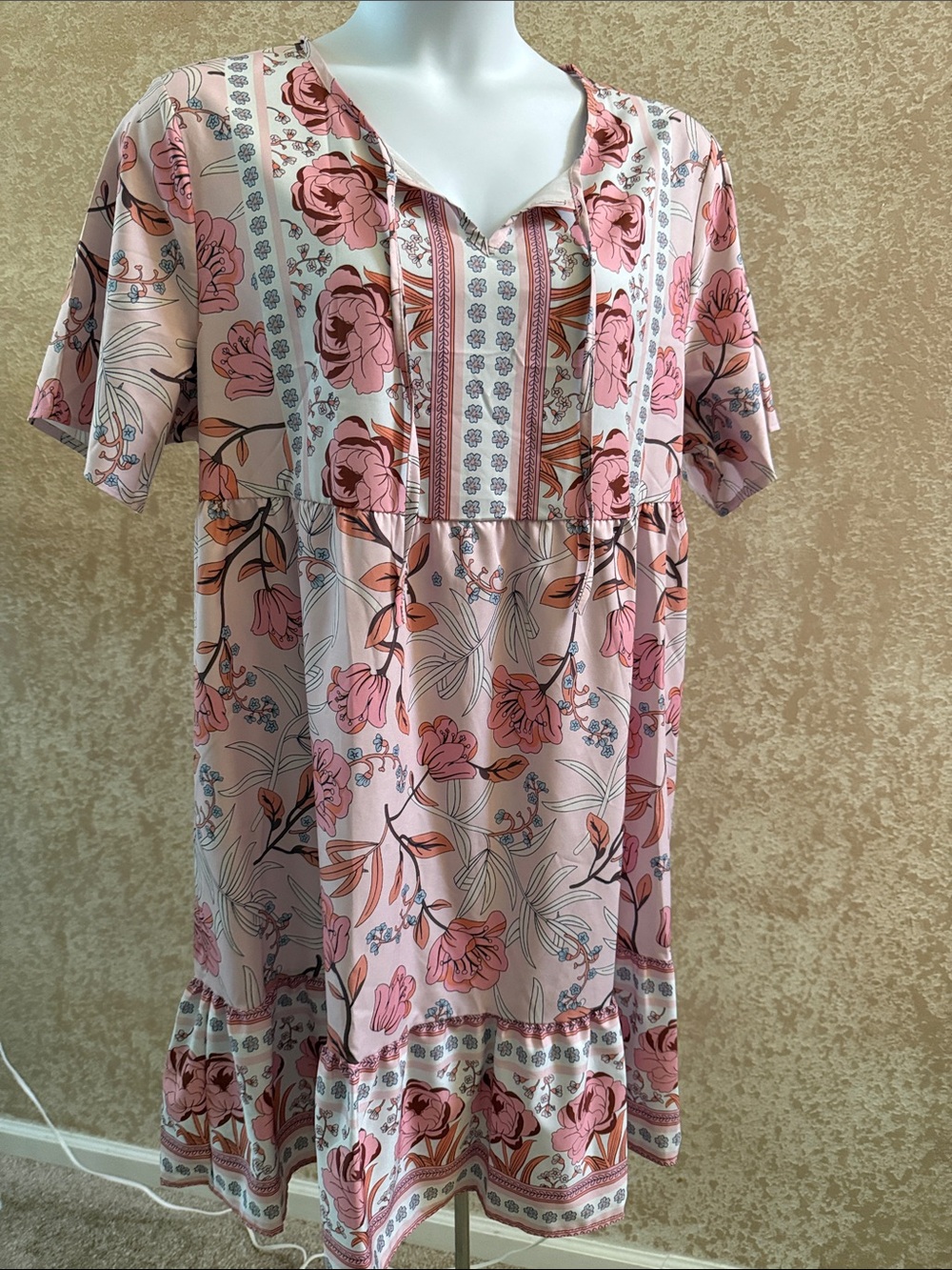 Women's Pink Floral Short-Sleeve Tiered Dress
